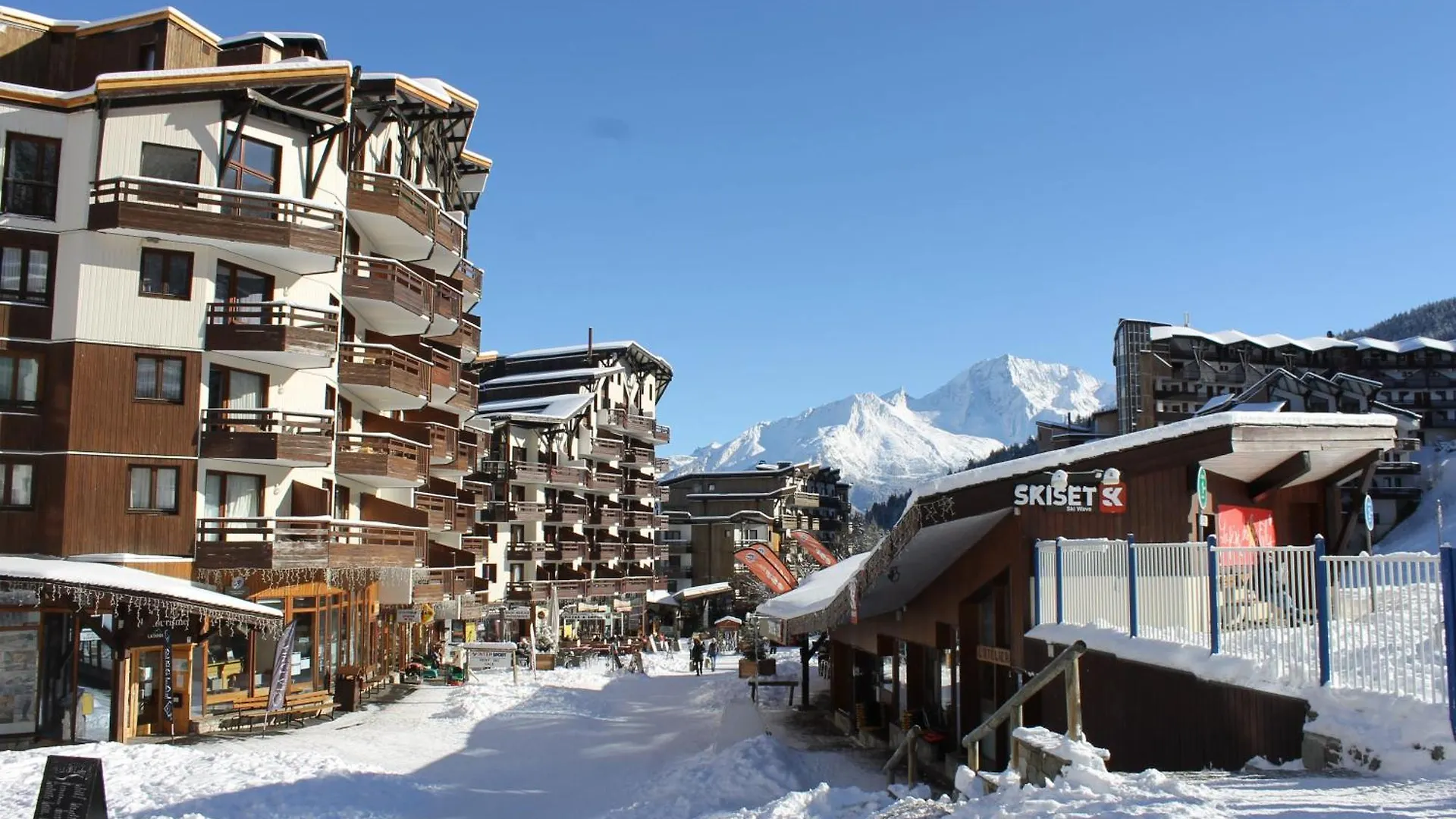 Aparthotel Residence Britania Cles Blanches La Tania France